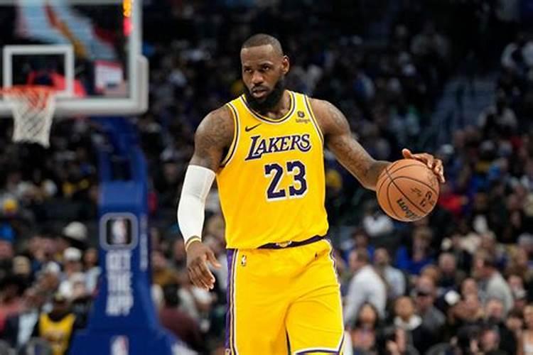NBA74年历史长河统治过联盟的球员都是谁？