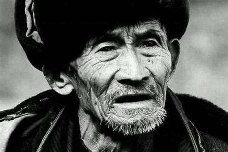 梦见老头是预兆什么 梦见老头解释