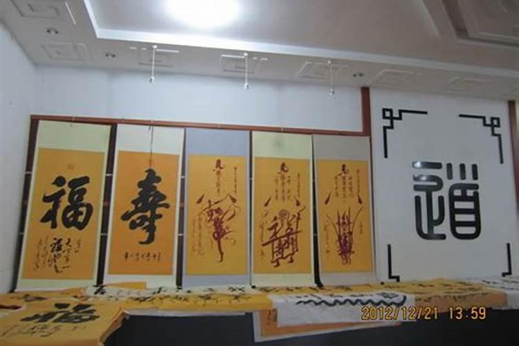 梦见脸上划出长口子出血了的预兆
