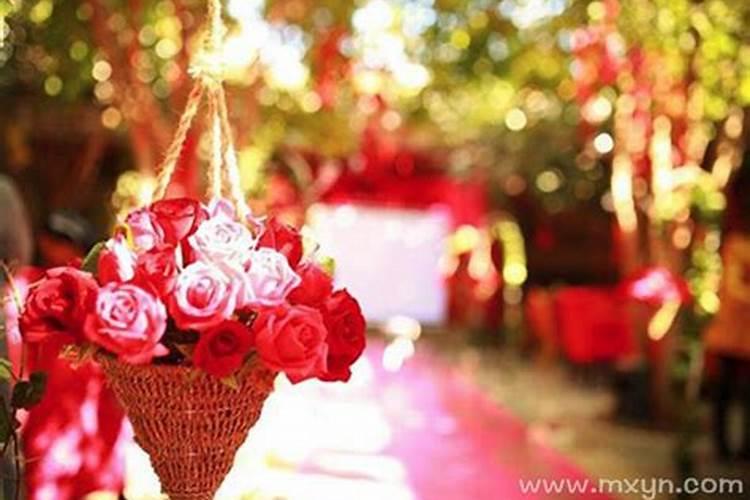 梦到邻居结婚什么预兆