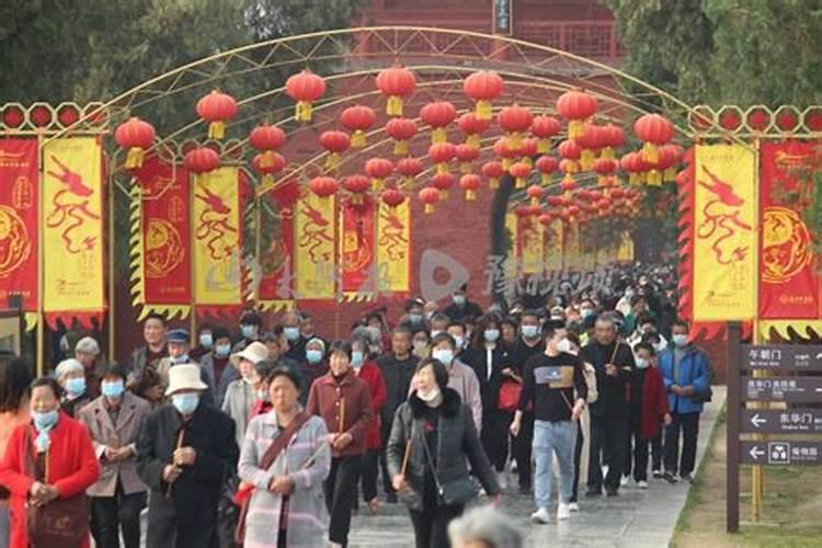我老是存不住钱,一有钱老是有事,没事也会出事,然后就破财了,怎么可以化 ...