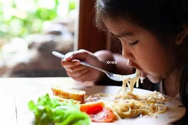 做梦吃东西什么意思