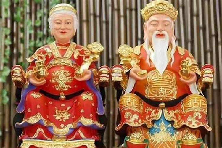 犯太岁手链戴左手还是右手