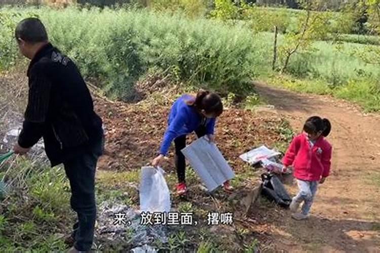 天上火命和石榴木命是否相克？