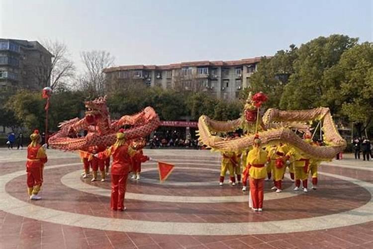 形容男人的,几十到几十是什么什么之年那个,是怎么个说法？