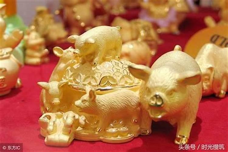 我和男朋友是 86年女虎和90年男马 请问八字合吗 ？ 适合什么时候...