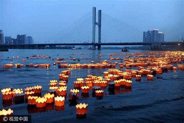 82狗2025年下半年运势