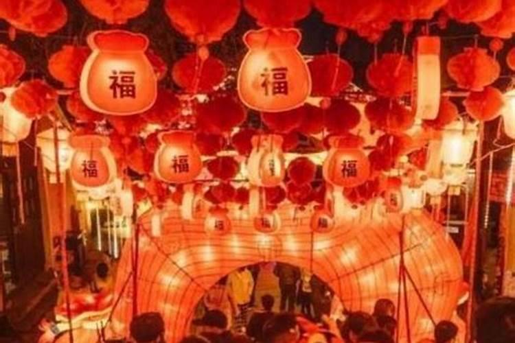 属蛇人2025年每月运势运程每月