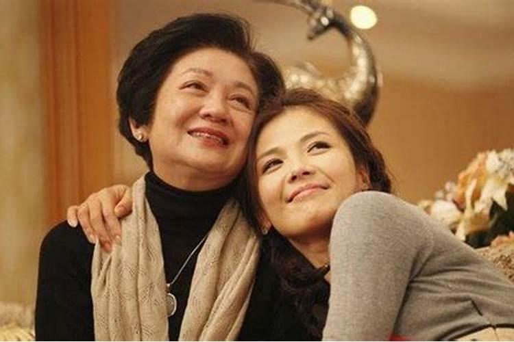 已婚女人梦见娘家姐妹说话