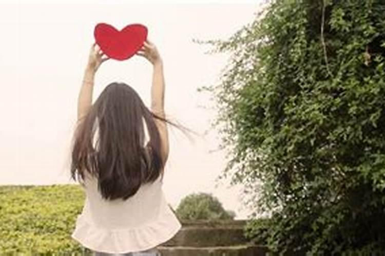 梦见美女喜欢上我什么意思