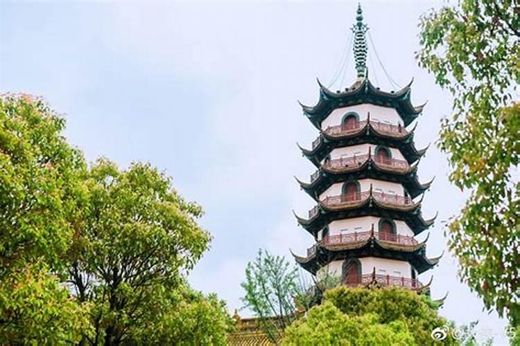 如何对付小人领导？教你这三招!